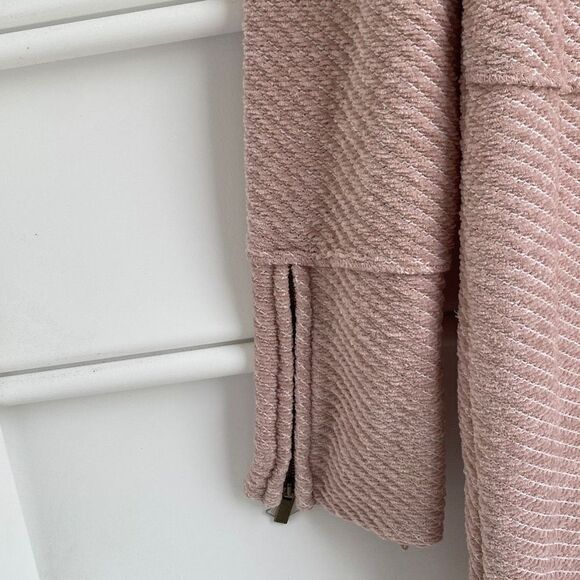 Soft Surroundings Puma Soft Pullover Roll-Neck Casual Tunic Top Mauve Size M - Picture 4 of 15